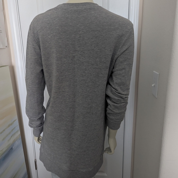 H&M Divided Gray Ribbed Top - Picture 3 of 4
